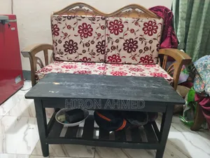 সোফা সেট আর টেবিল টা বিক্রি করা হবে ২:১