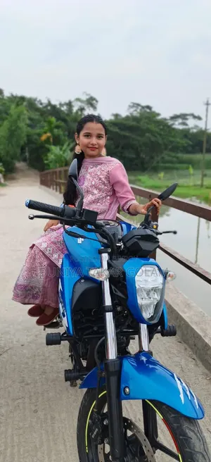 সুজুকি জিক্সার ২০২২ ব্লু