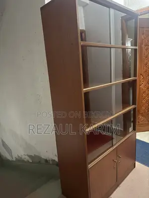 বুক শেলফ
