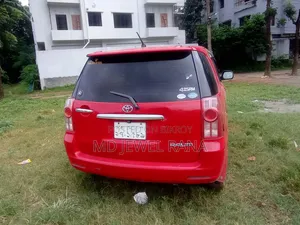 Toyota Raum 2006 Red