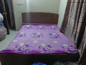 Bed With Mattress 6ft X 7ft