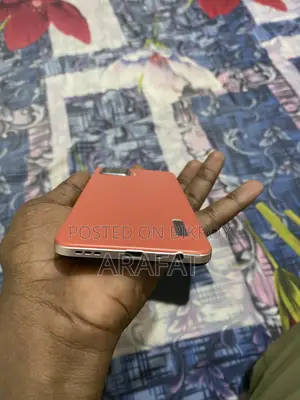 অপ্পো এফ১৭ ১২৮ জিবি অরেঞ্জ