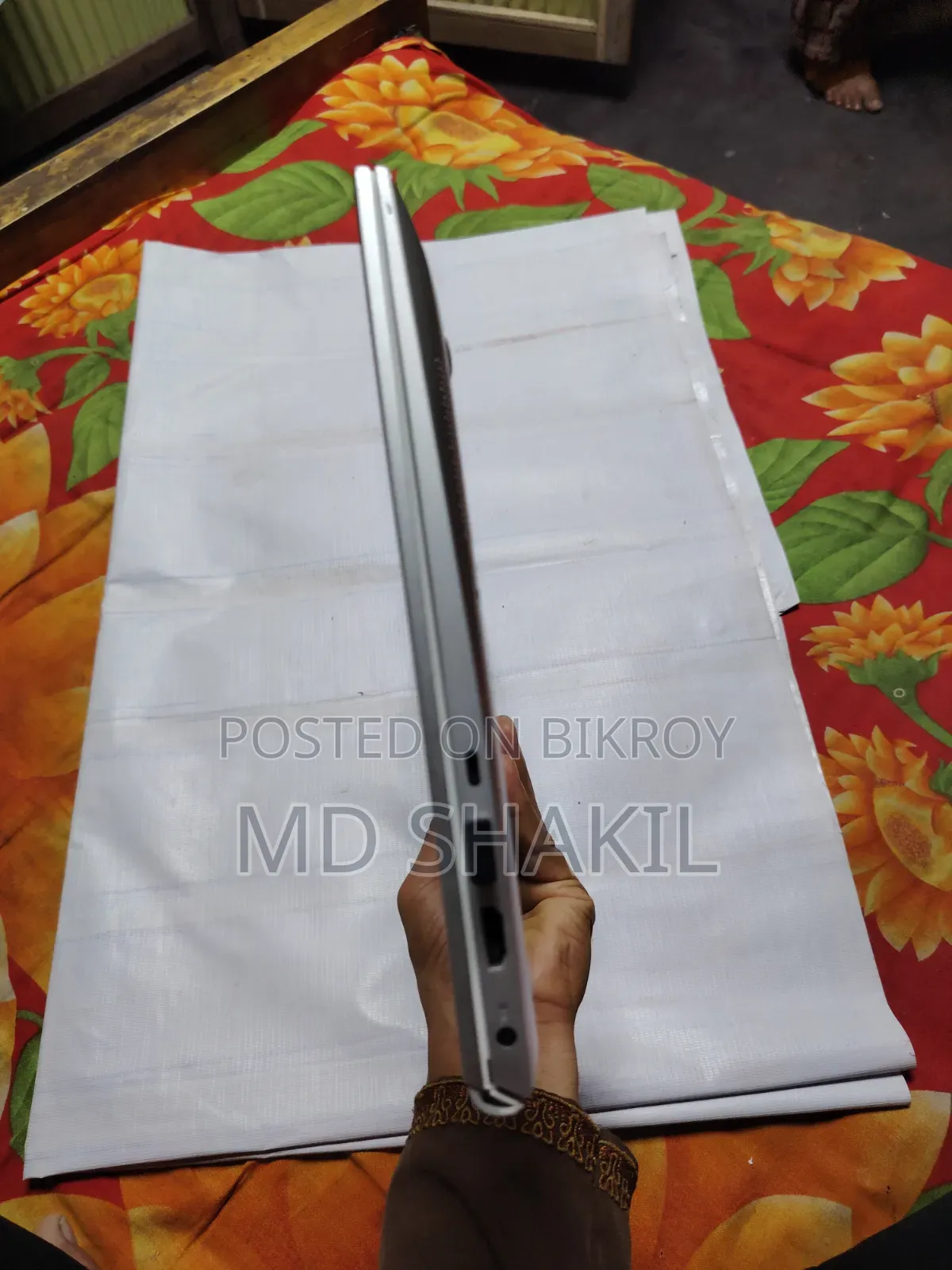 ল্যাপটপ ডেল ইন্সপায়রন ১৫ ৫৫০২ ৮জিবি ইন্টেল কোর আই৭ এসএসডি ৫১২জিবি