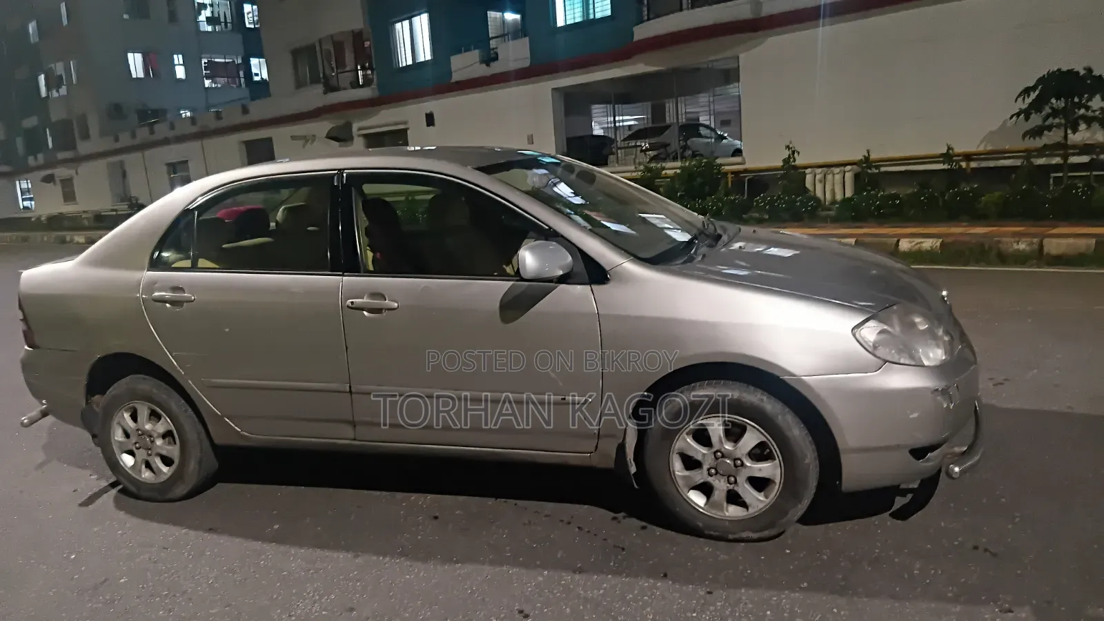 টয়োটা করোল্লা ২০০২ গোল্ড