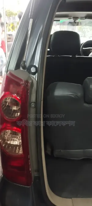 Toyota Avanza 2010 Gray