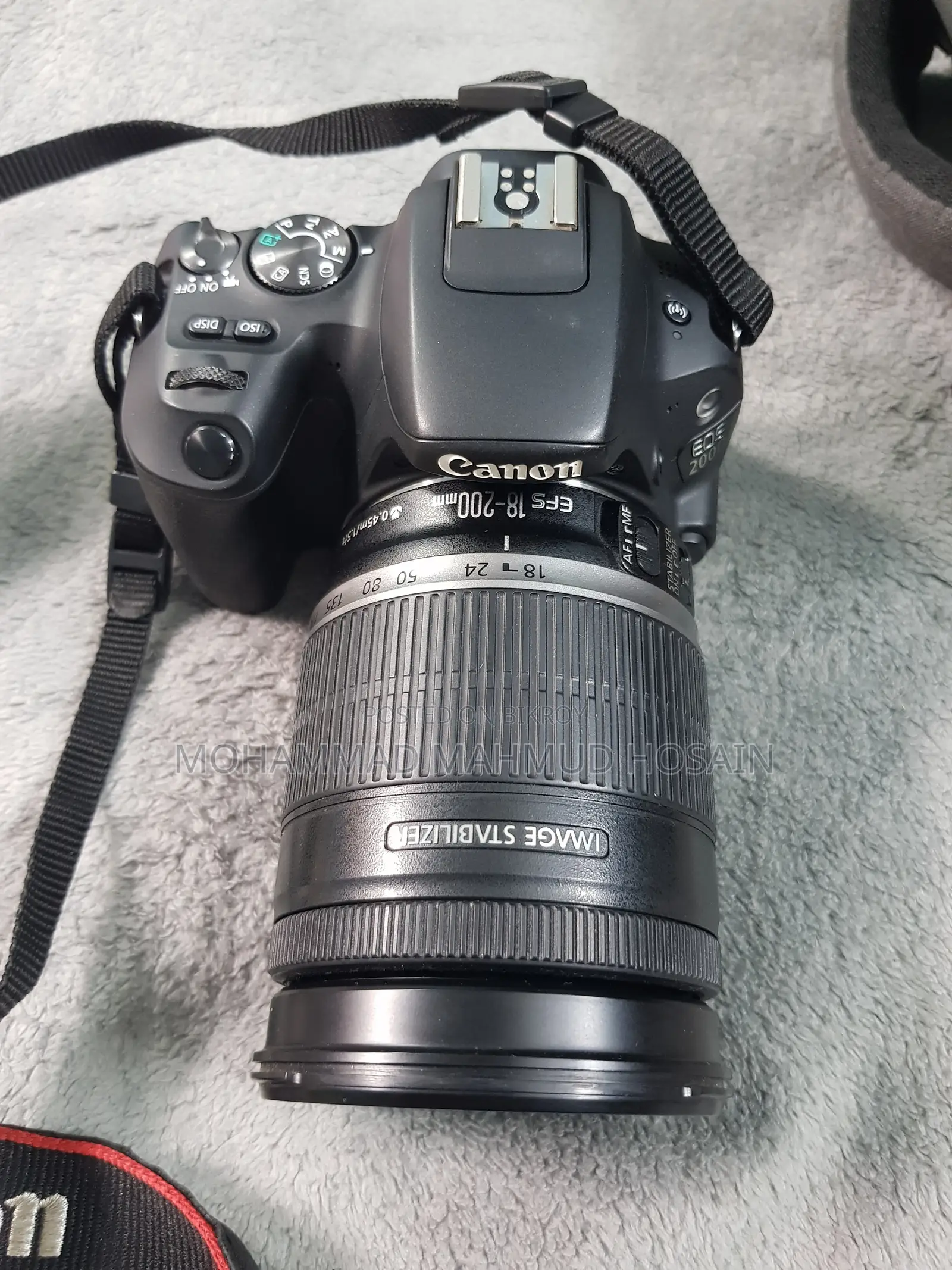 Canon 200D DSLR With 18-200mm Zoom Lens