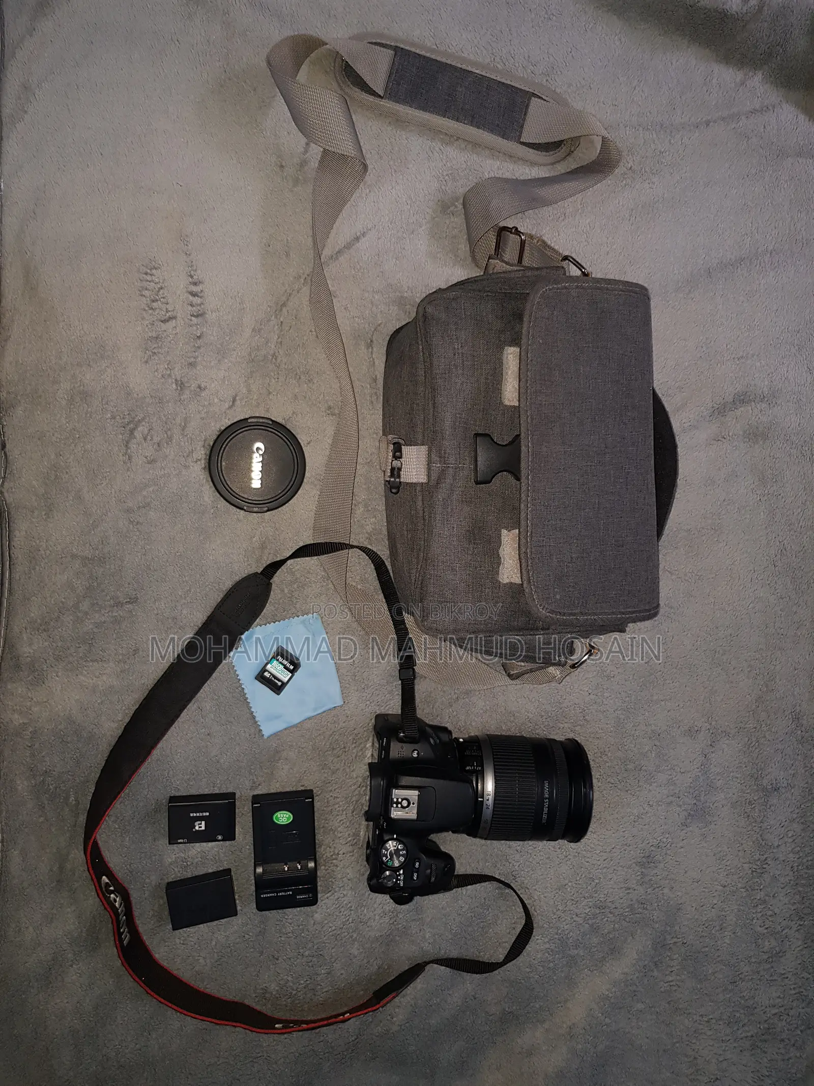 Canon 200D DSLR With 18-200mm Zoom Lens