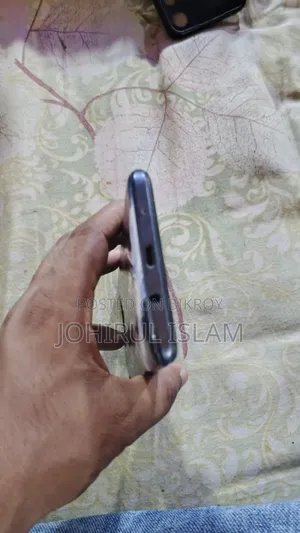 টেকনো স্পার্ক ৬ এয়ার ৬৪ জিবি ব্ল্যাক