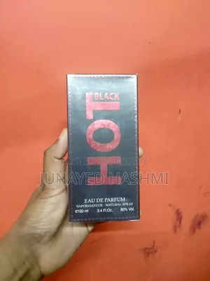 ব্ল্যাক হট পারফিউম