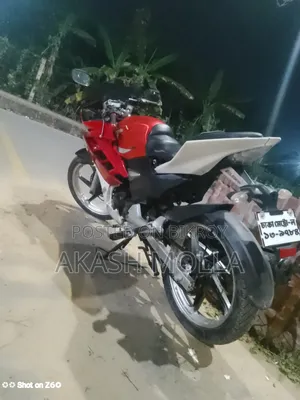 হিরো এক্সট্রিম স্পোর্টস ২০১০ লাল