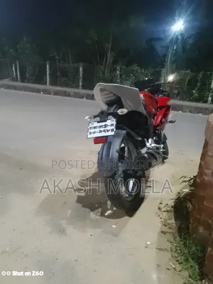 হিরো এক্সট্রিম স্পোর্টস ২০১০ লাল