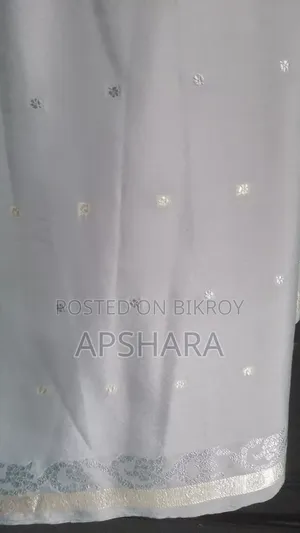 ডার্ক অ্যাশ সিল্ক শাড়ি