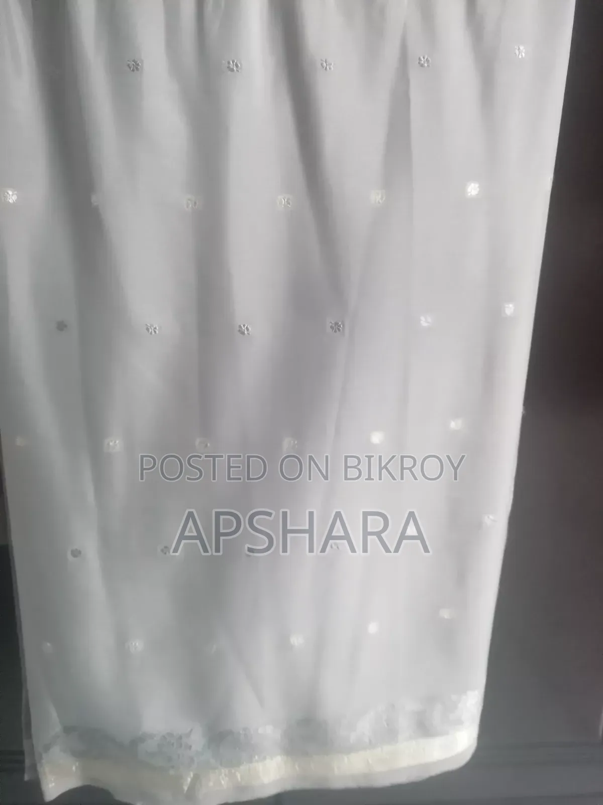 ডার্ক অ্যাশ সিল্ক শাড়ি
