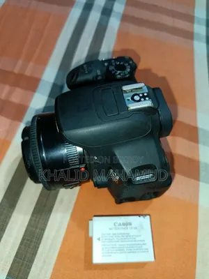 Canon 700D Camera (Almost New)