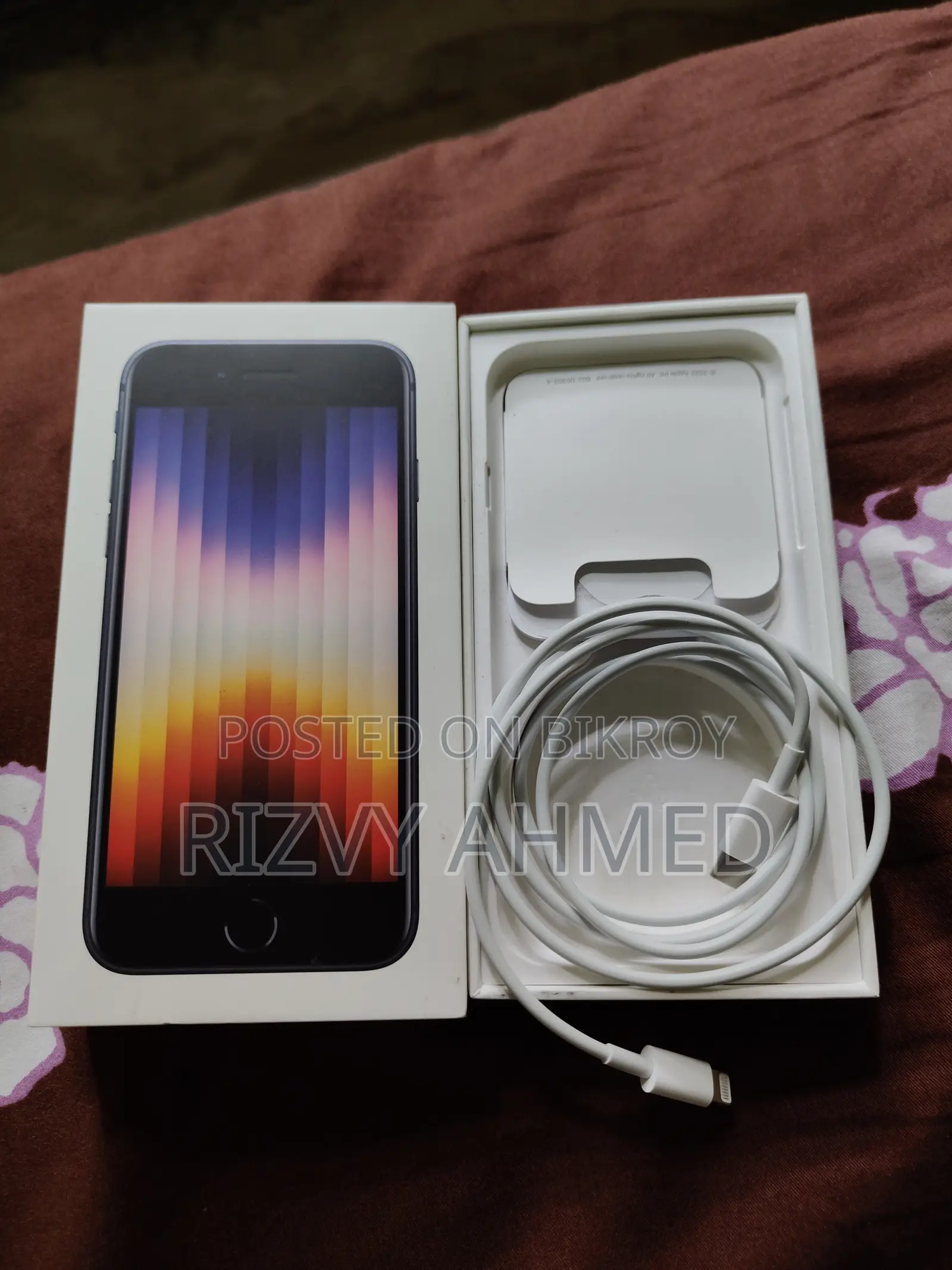 Apple iPhone SE (2022) 64 GB Black