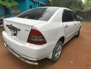 Toyota Corolla 2001 Off White