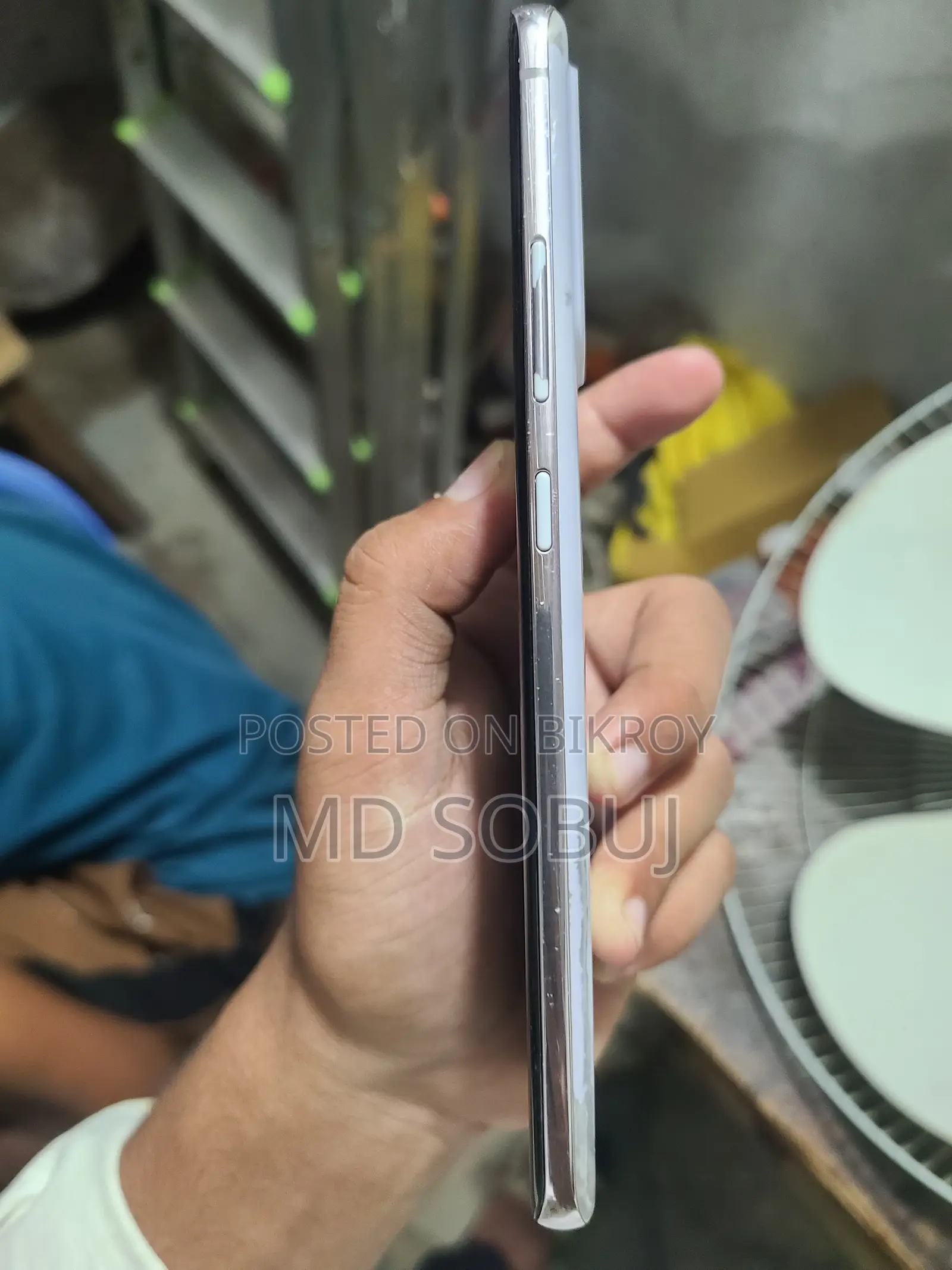 স্যামসাং গ্যালাক্সি এ৮২ ৫জি (গ্যালাক্সি কোয়ান্টাম ২) ১২৮ জিবি সিলভার