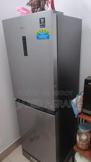 Samsung Refrigerator (Samsung Refrigerator RB21KMFH5SE/D3)