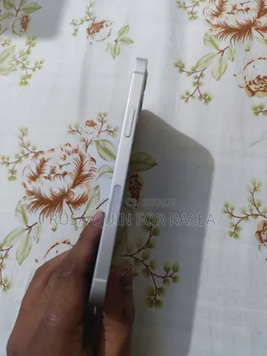 Apple iPhone 12 64 GB White