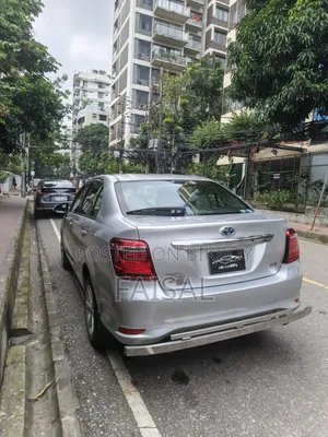 Toyota Axio 1.5 Hybrid Two-Wheel Drive 2016 Silver