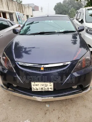 টয়োটা উইল ২০০১