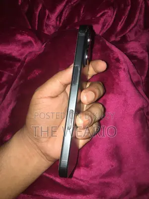 Apple iPhone 16 128 GB Black