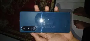 সনি এক্সপেরিয়া ৫ ৩য় সংস্করণ ১২৮ জিবি