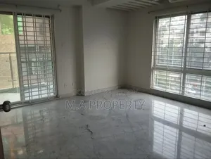 4 Bedroom Apartment in Rangs, Gulshan for Rent