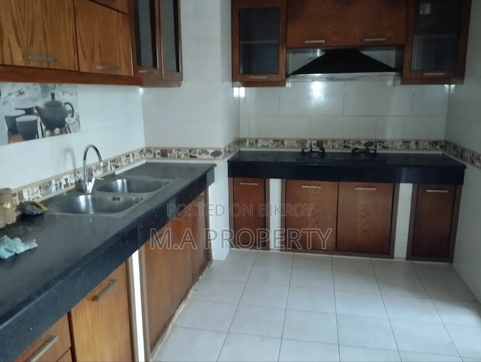 4 Bedroom Apartment in Rangs, Gulshan for Rent