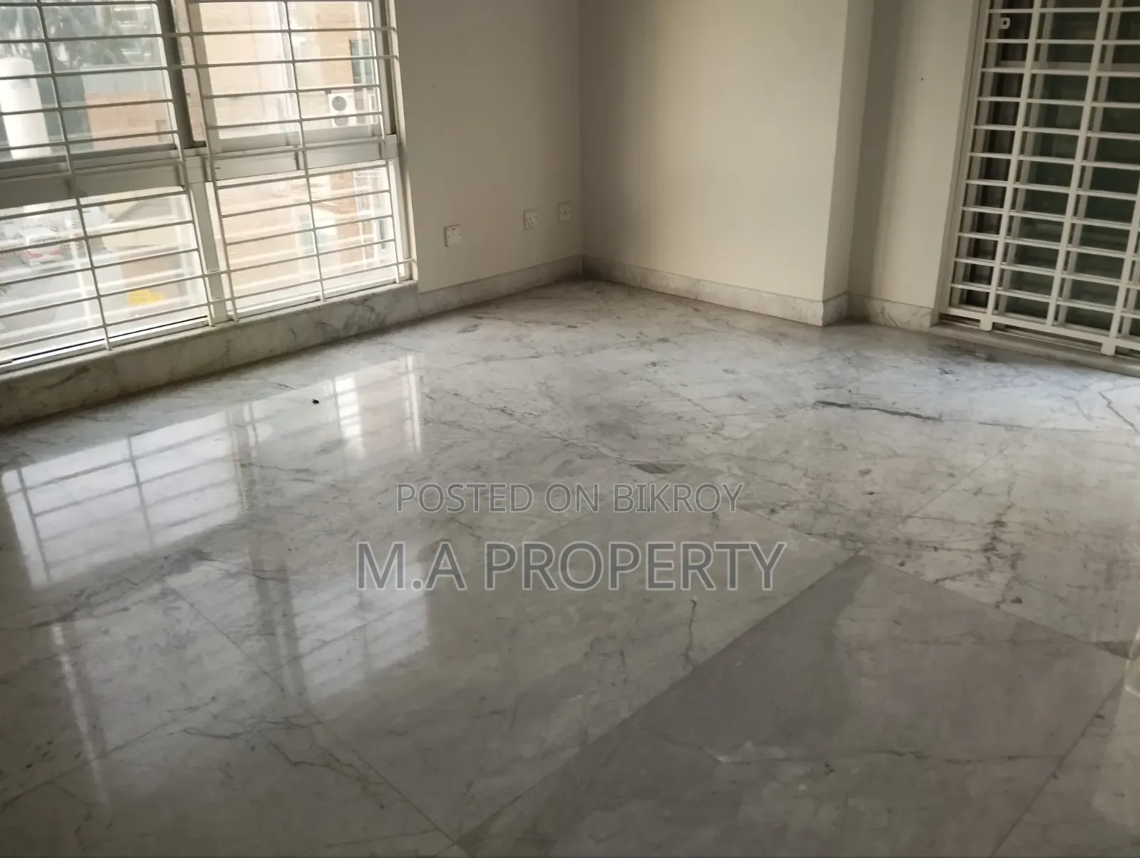 4 Bedroom Apartment in Rangs, Gulshan for Rent