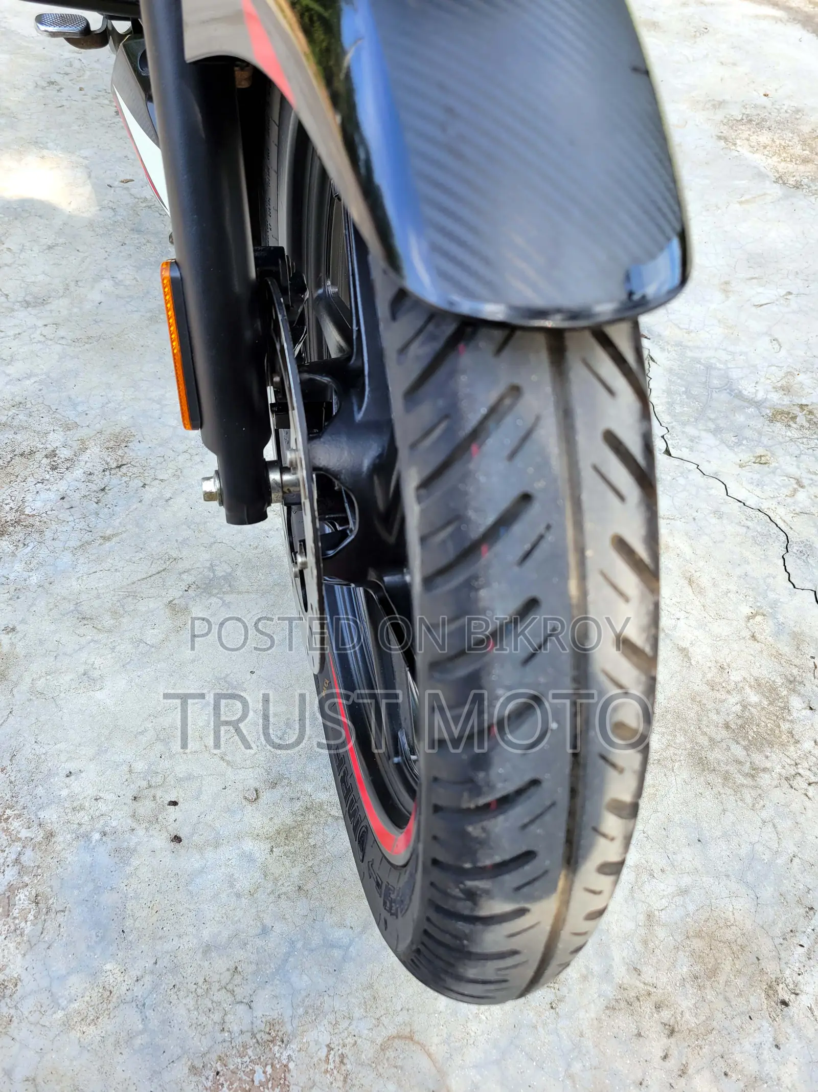 Bajaj Pulsar 150 2023 White
