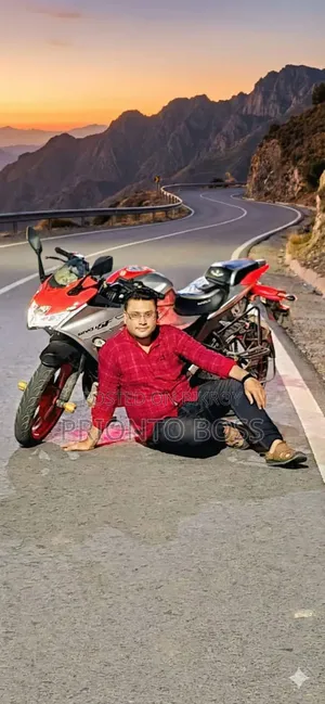 সুজুকি জিক্সার এসএফ ২০২৪ কমলা