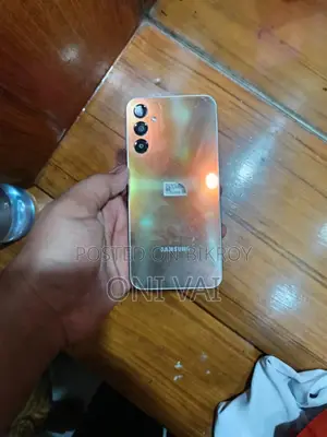 স্যামসাং গ্যালাক্সি এ২৪ ১২৮ জিবি