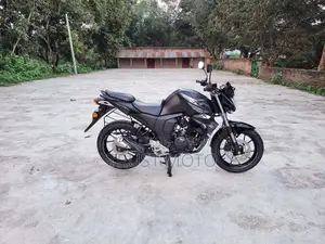 ইয়ামাহা এফজেডএস ভি২ ২০২৪ ব্ল্যাক