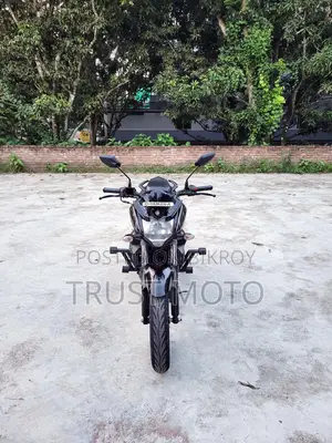 ইয়ামাহা এফজেডএস ভি২ ২০২৪ ব্ল্যাক