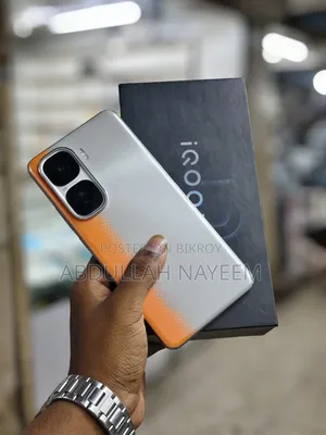 iQOO 256 GB White