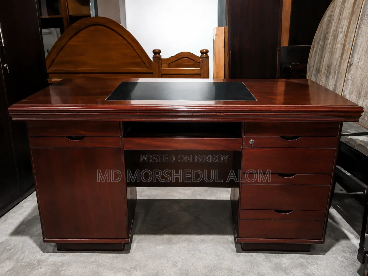 Used Malaysia Board Bed and Office Table