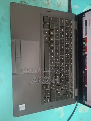 Laptop Dell Latitude 5300 2-in-1 16GB Intel Core i5 SSD 500GB