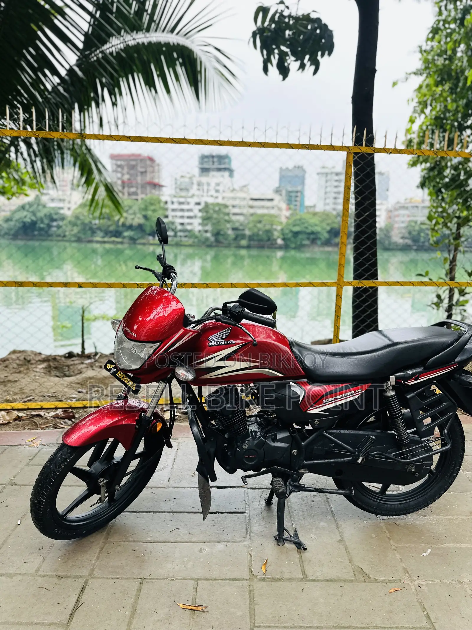 Honda Dream Neo 2022 Red