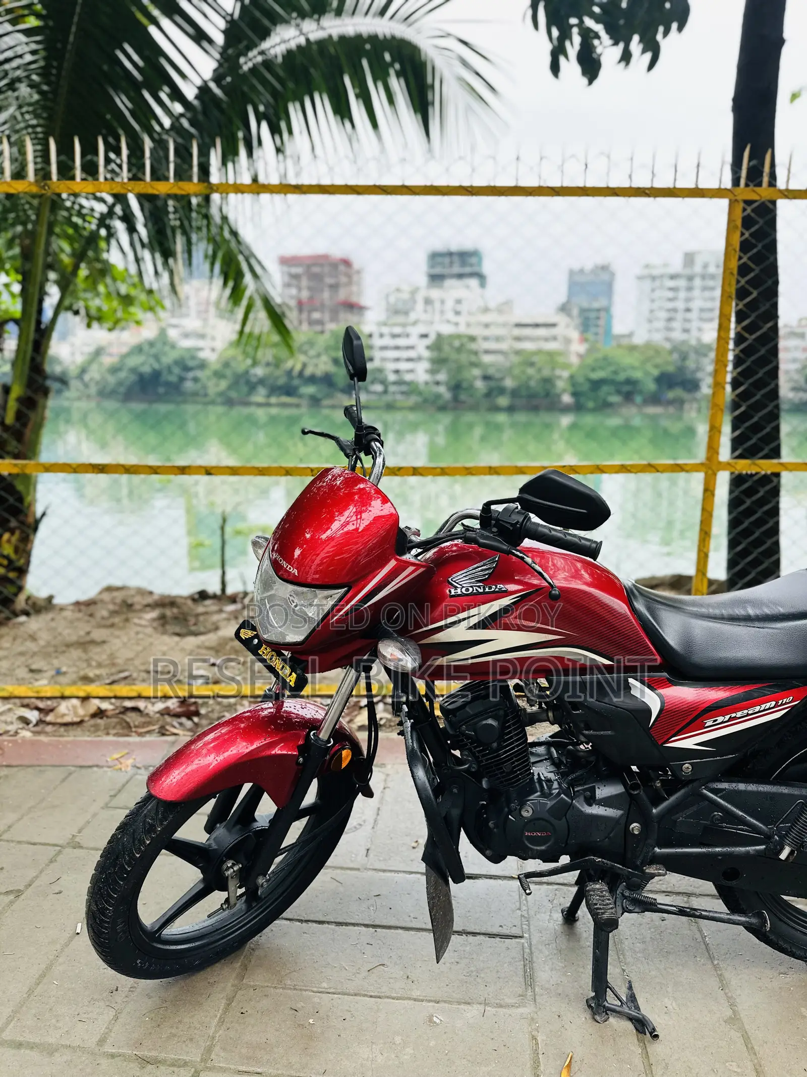 Honda Dream Neo 2022 Red
