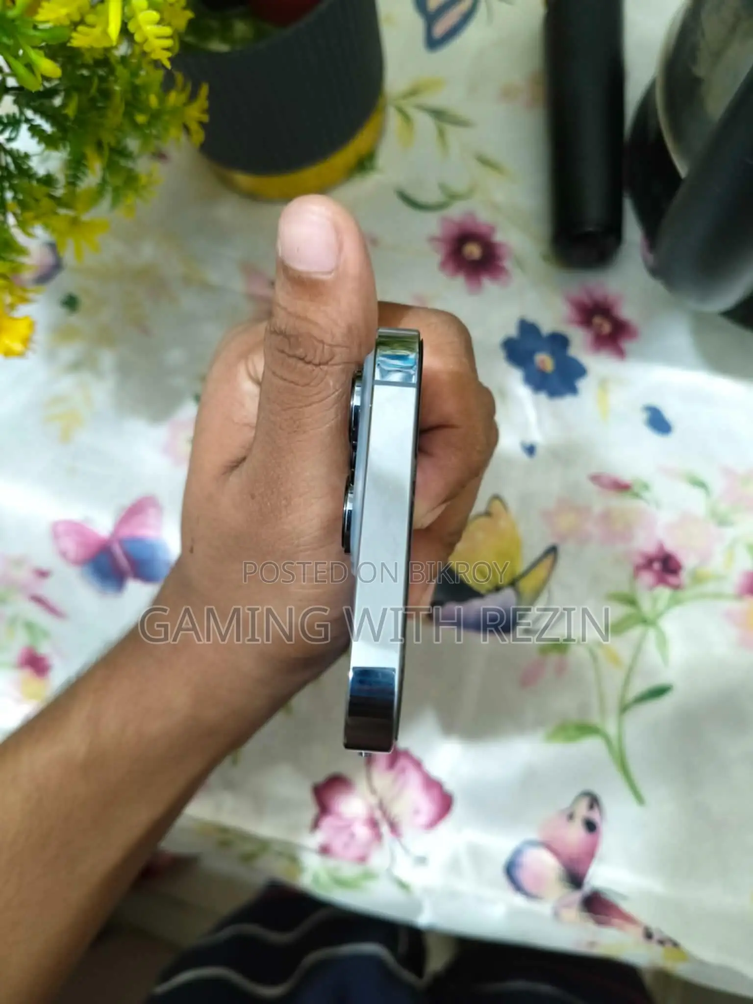 অ্যাপল আইফোন ১৩ প্রো ১২৮ জিবি নীল