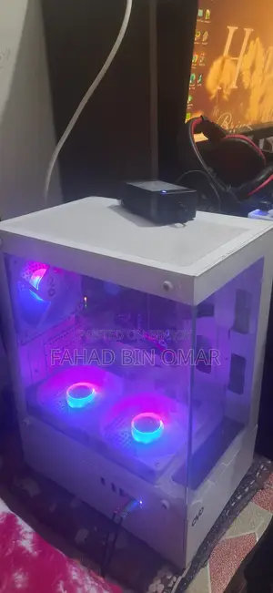 Desktop Computer Gigabyte GB-BRi5H-8250 8GB Intel Core i3 SSD 256GB