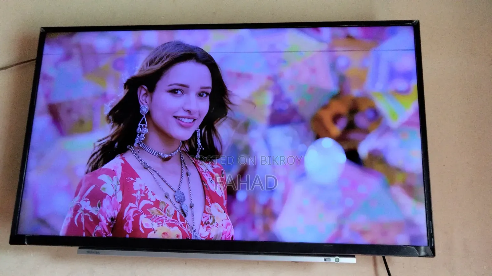 40" Toshiba Smart TV