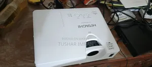 হিটাচি প্রজেক্টর