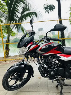 Bajaj Discover 125 2022 Black