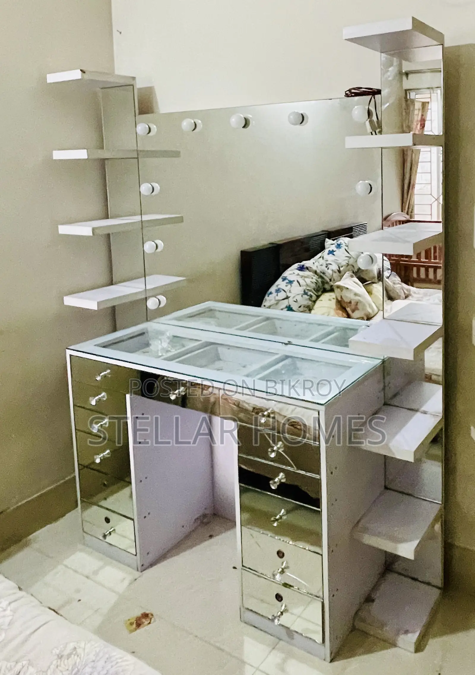 Premium Dressing Vanity