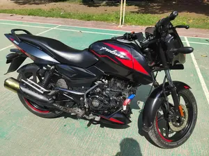 New Bajaj Avenger 150 Street 2025 Black