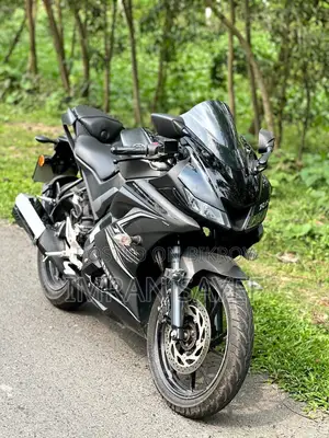 Yamaha R15 V3 2021 Black