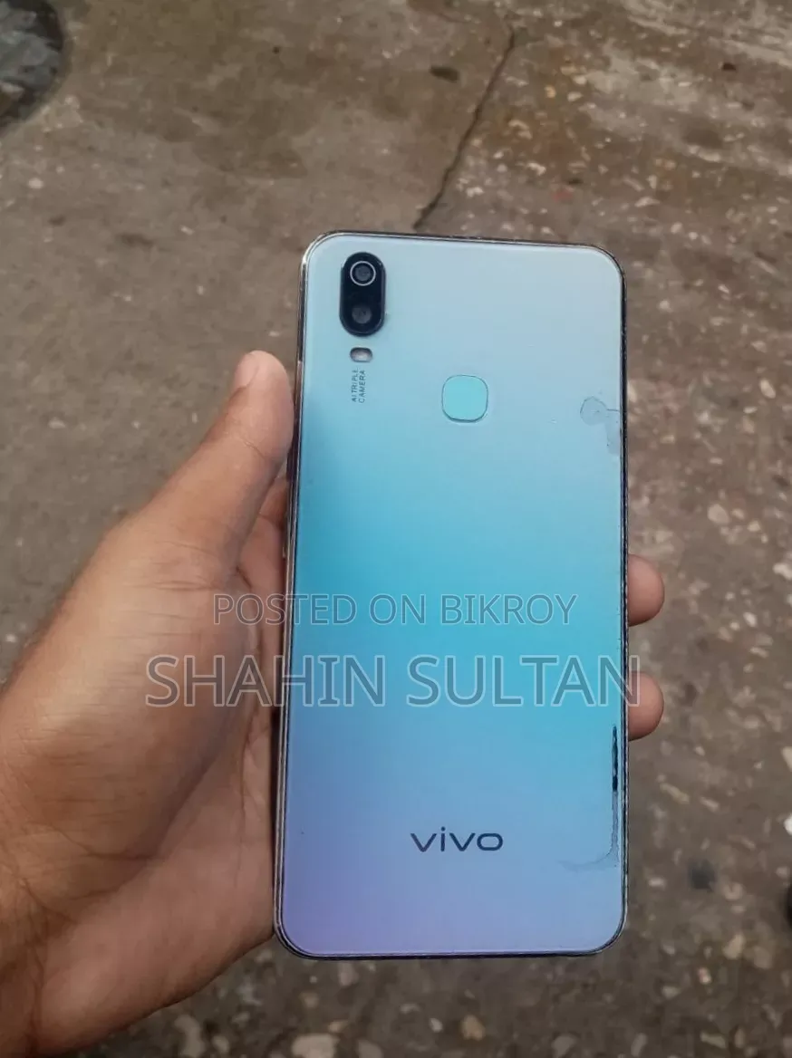 Vivo Y11 32 GB Blue