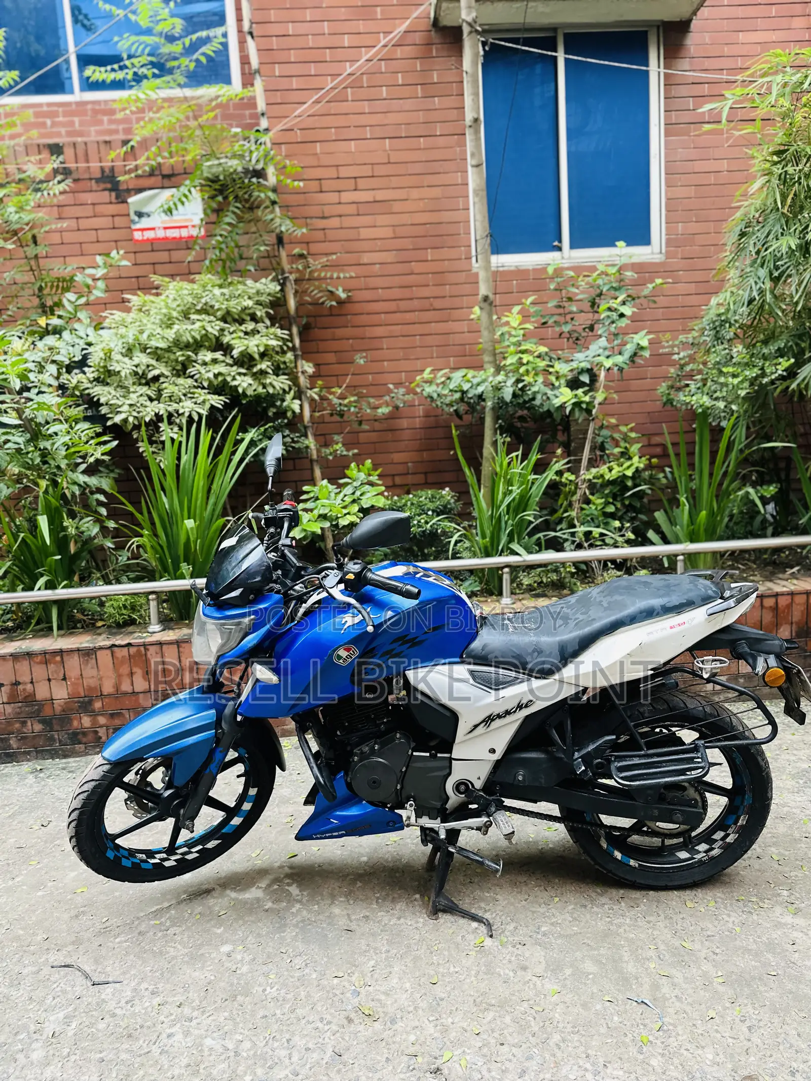 TVS Apache 160 4V 2019 Blue